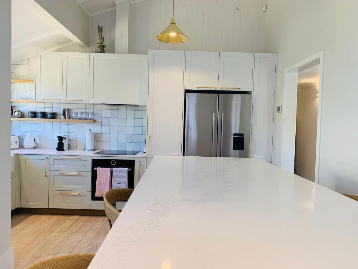 9 The Strand - New Pricing! Russell Exterior photo